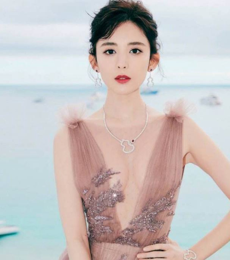 娜扎